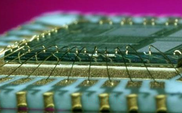 引線(xiàn)前等離子清洗機(jī)